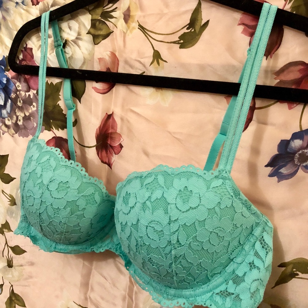 VS PINK The Date Push-up Bra 36C